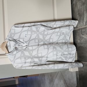 UnderArmour, Coldgear, Women's XL Fitted, white with Grey design